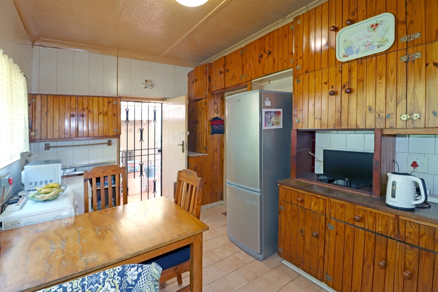 4 Bedroom Property for Sale in Robindale Gauteng