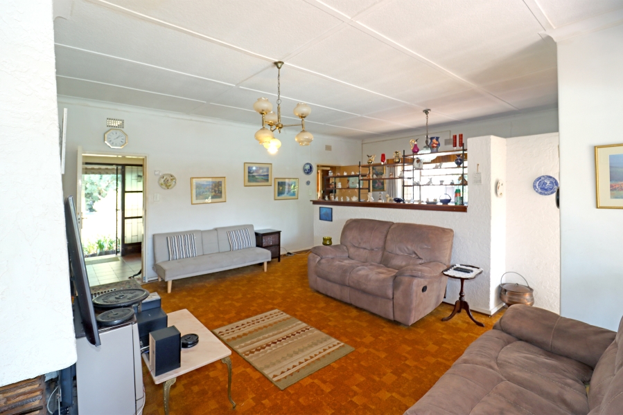 4 Bedroom Property for Sale in Robindale Gauteng