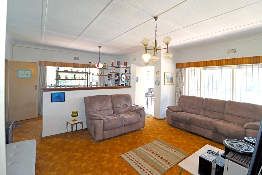 4 Bedroom Property for Sale in Robindale Gauteng