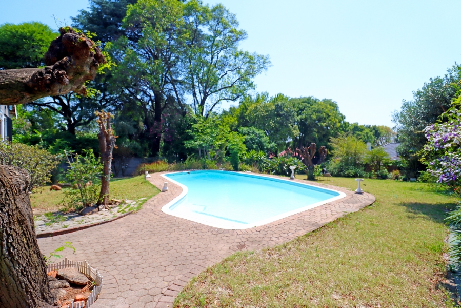 4 Bedroom Property for Sale in Robindale Gauteng