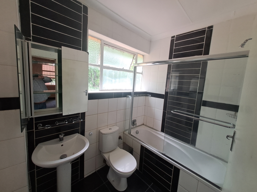 1 Bedroom Property for Sale in Albertville Gauteng
