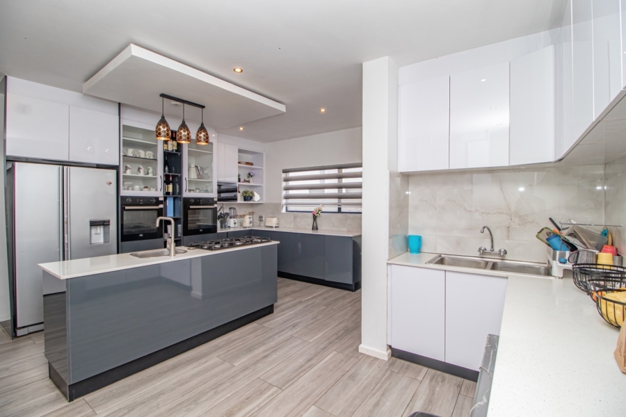 4 Bedroom Property for Sale in Swallow Hills Lifestyle Estate Gauteng