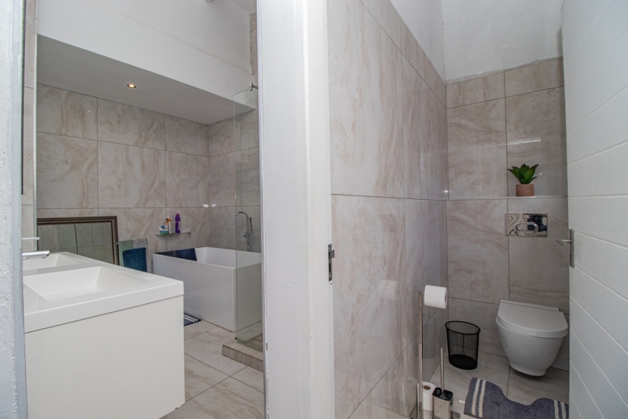 4 Bedroom Property for Sale in Swallow Hills Lifestyle Estate Gauteng