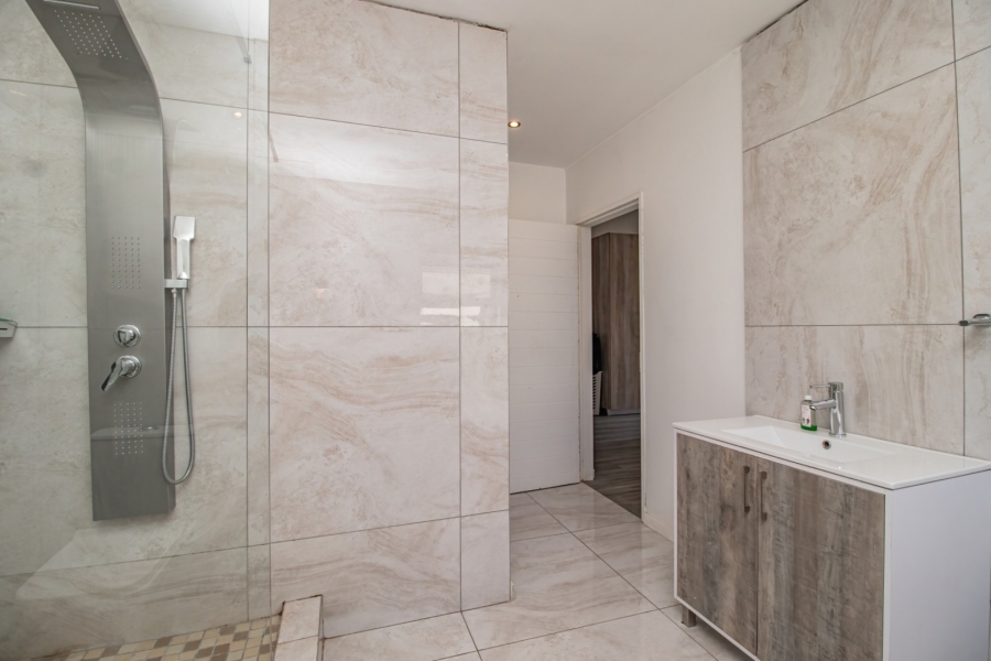 4 Bedroom Property for Sale in Swallow Hills Lifestyle Estate Gauteng