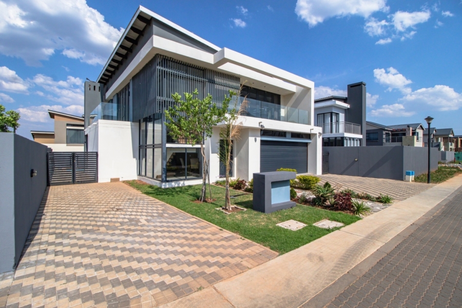 4 Bedroom Property for Sale in Swallow Hills Lifestyle Estate Gauteng