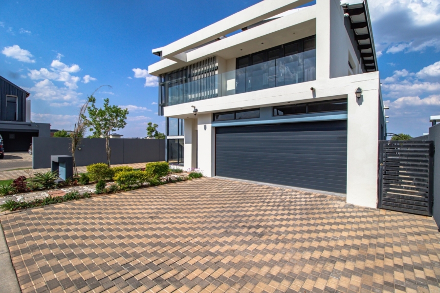 4 Bedroom Property for Sale in Swallow Hills Lifestyle Estate Gauteng