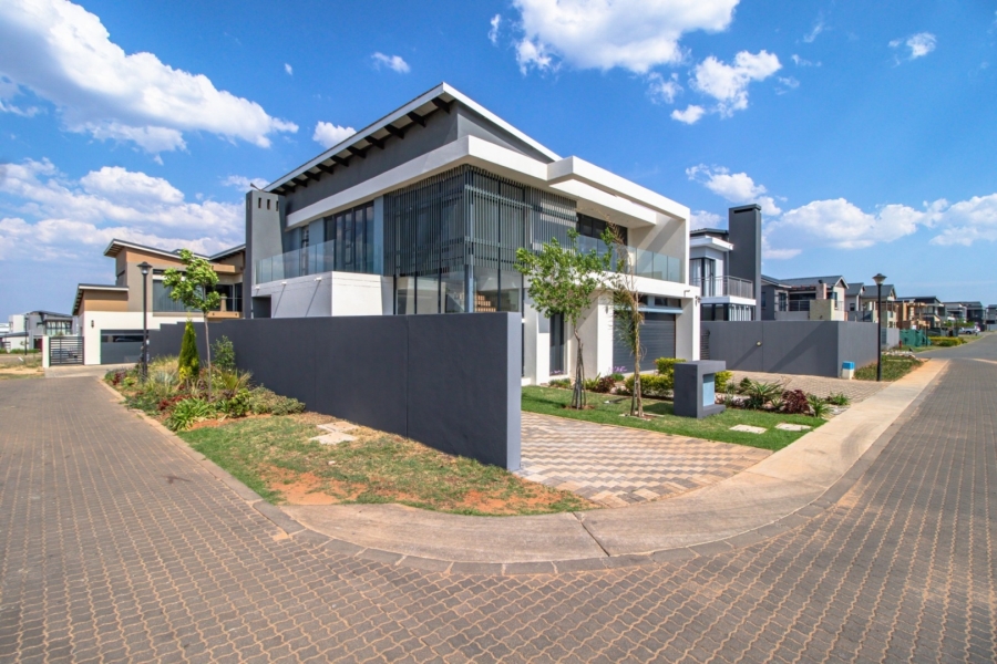 4 Bedroom Property for Sale in Swallow Hills Lifestyle Estate Gauteng
