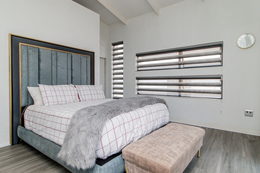 4 Bedroom Property for Sale in Swallow Hills Lifestyle Estate Gauteng