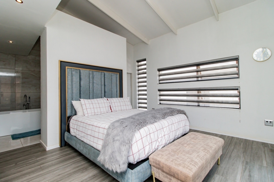 4 Bedroom Property for Sale in Swallow Hills Lifestyle Estate Gauteng