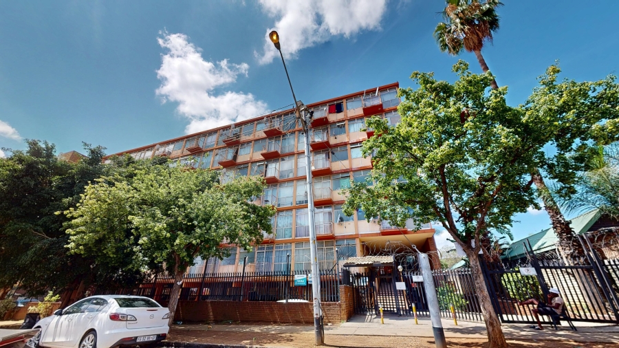 1 Bedroom Property for Sale in Berea Park Gauteng