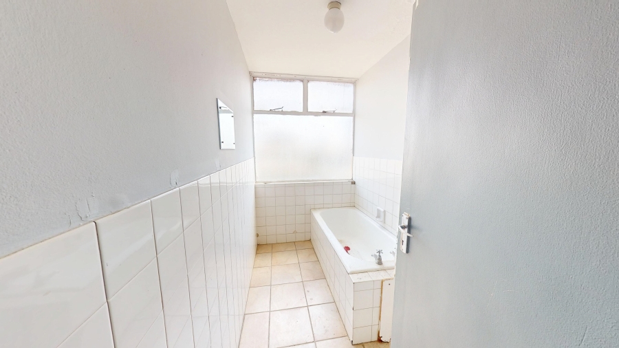 1 Bedroom Property for Sale in Berea Park Gauteng