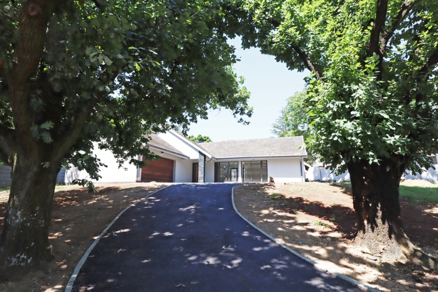 3 Bedroom Property for Sale in Vandia Grove Gauteng