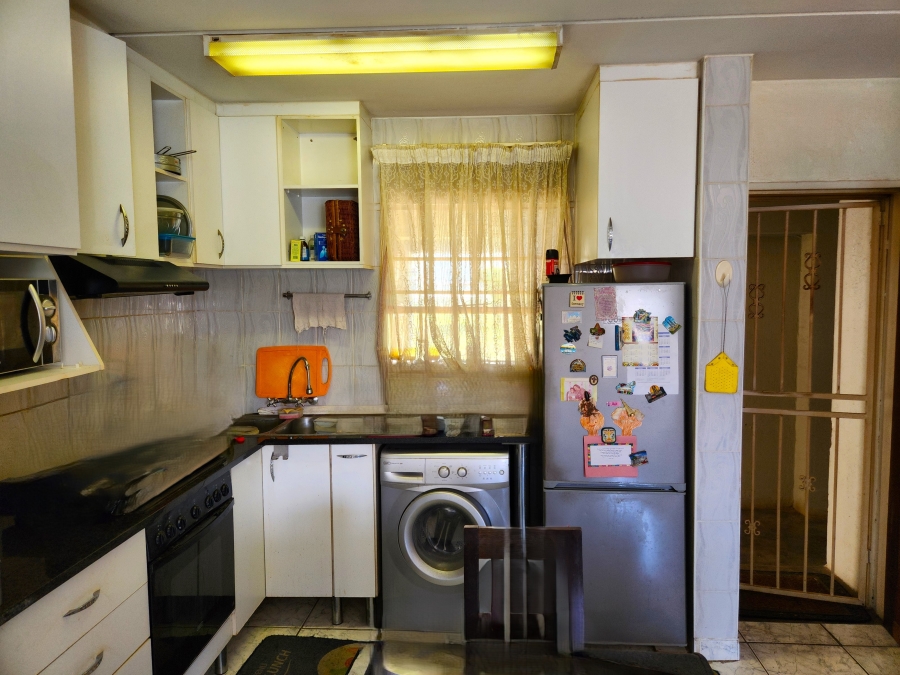 3 Bedroom Property for Sale in Whitney Gardens Gauteng