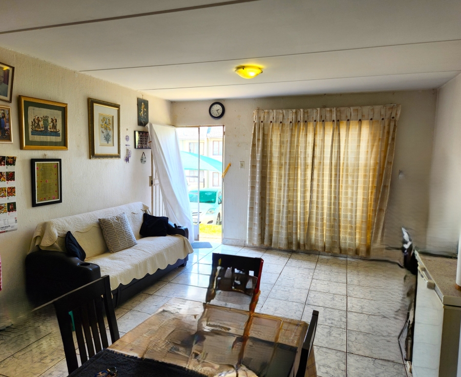 3 Bedroom Property for Sale in Whitney Gardens Gauteng