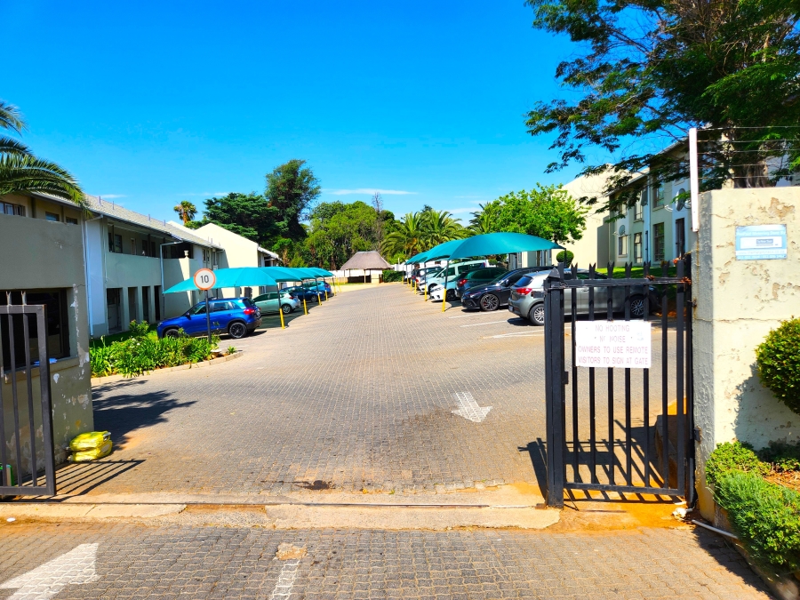 3 Bedroom Property for Sale in Whitney Gardens Gauteng