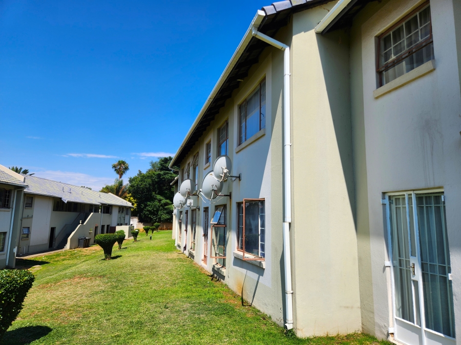 3 Bedroom Property for Sale in Whitney Gardens Gauteng