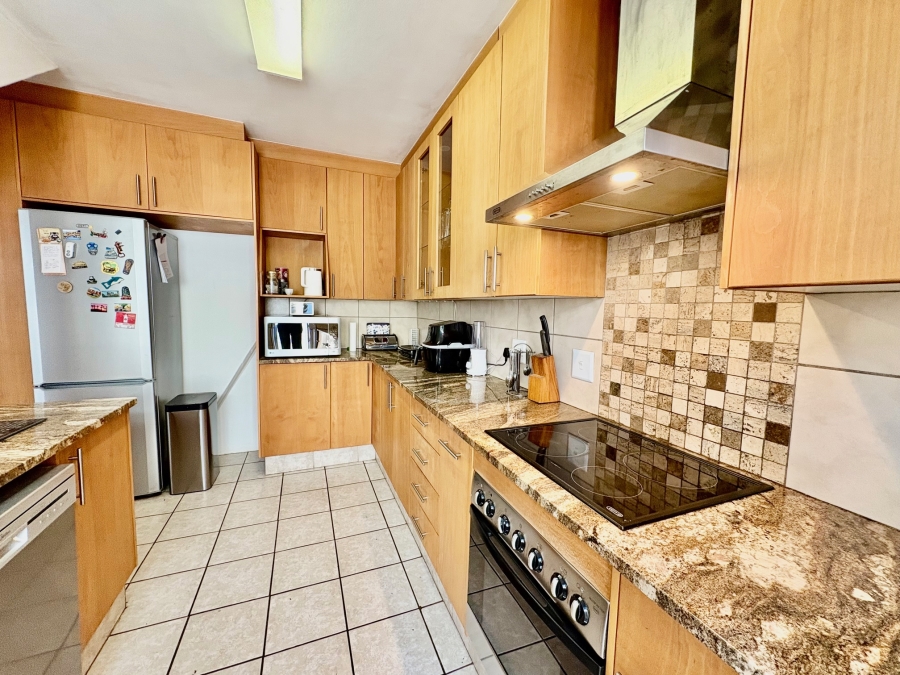 3 Bedroom Property for Sale in Fairland Gauteng