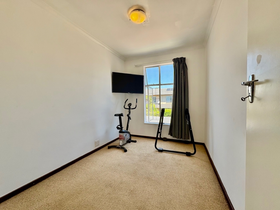 3 Bedroom Property for Sale in Fairland Gauteng