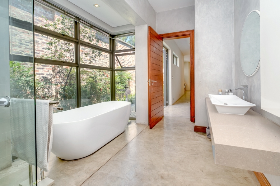 4 Bedroom Property for Sale in Bryanston Gauteng