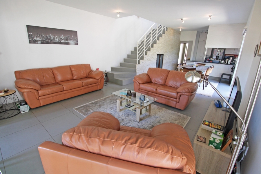 3 Bedroom Property for Sale in Bryanston Gauteng