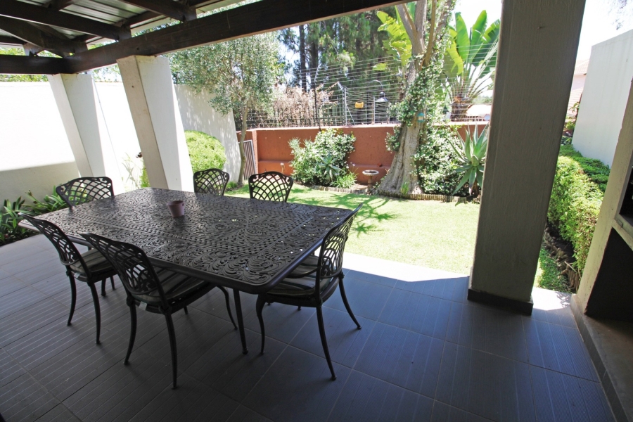 3 Bedroom Property for Sale in Bryanston Gauteng