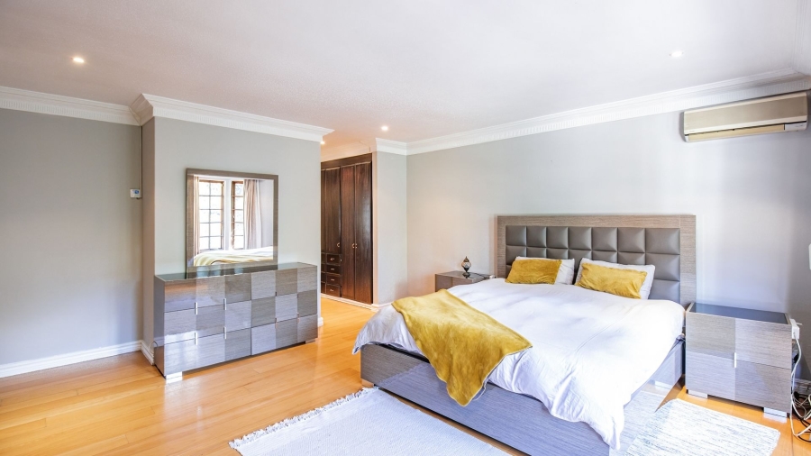 3 Bedroom Property for Sale in Hurlingham Manor Gauteng