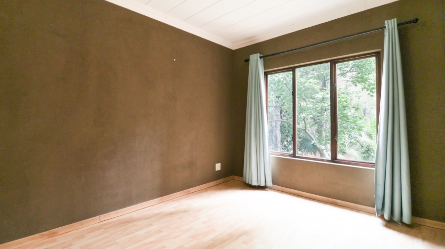 1 Bedroom Property for Sale in Douglasdale Gauteng