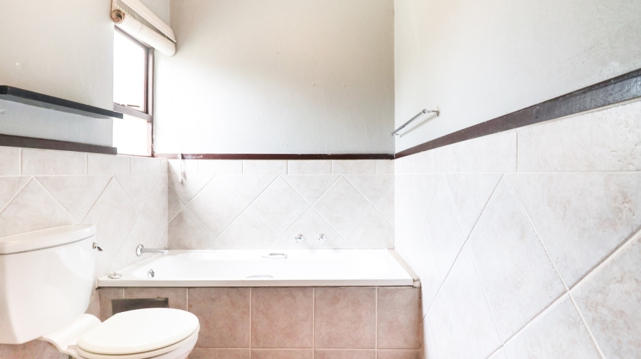 1 Bedroom Property for Sale in Douglasdale Gauteng