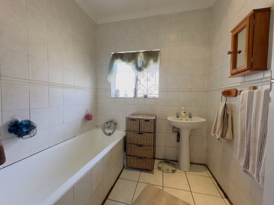 3 Bedroom Property for Sale in Brenthurst Gauteng