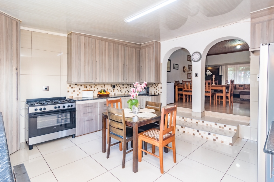 4 Bedroom Property for Sale in Wentworth Park Gauteng