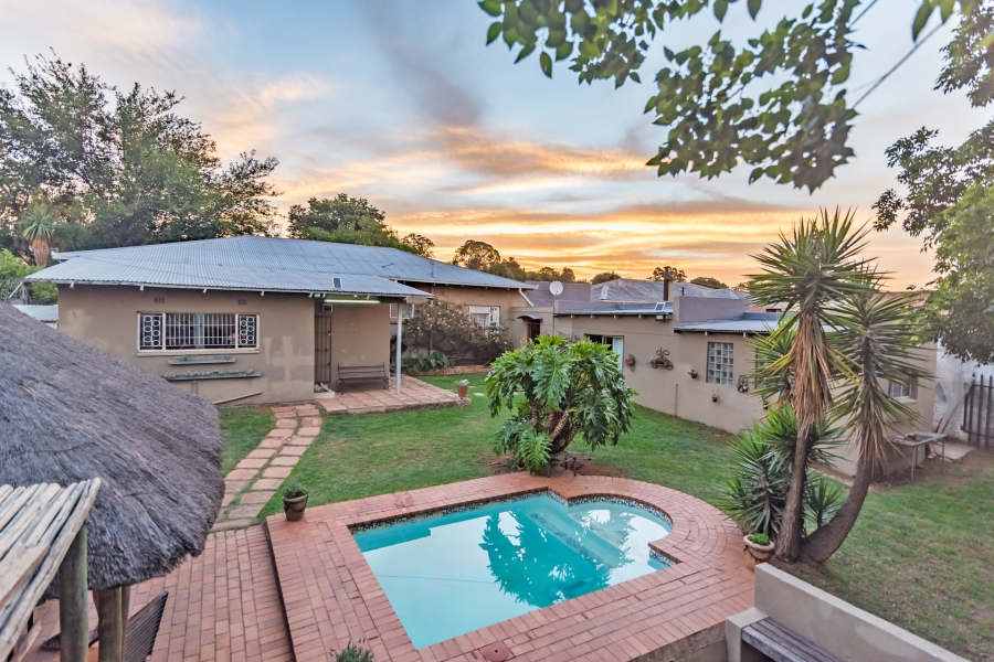 4 Bedroom Property for Sale in Wentworth Park Gauteng