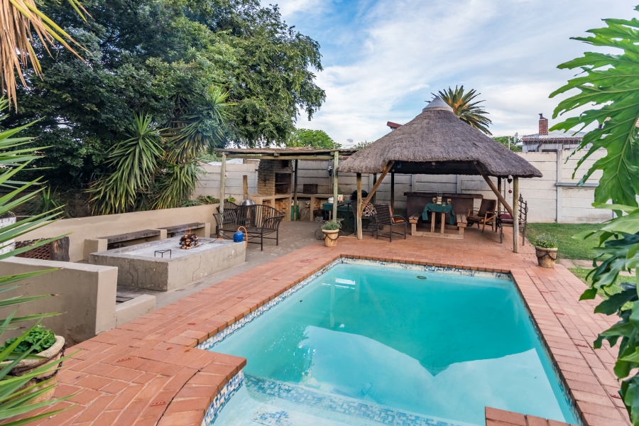 4 Bedroom Property for Sale in Wentworth Park Gauteng