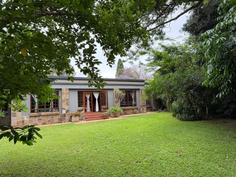 5 Bedroom Property for Sale in Brummeria Gauteng