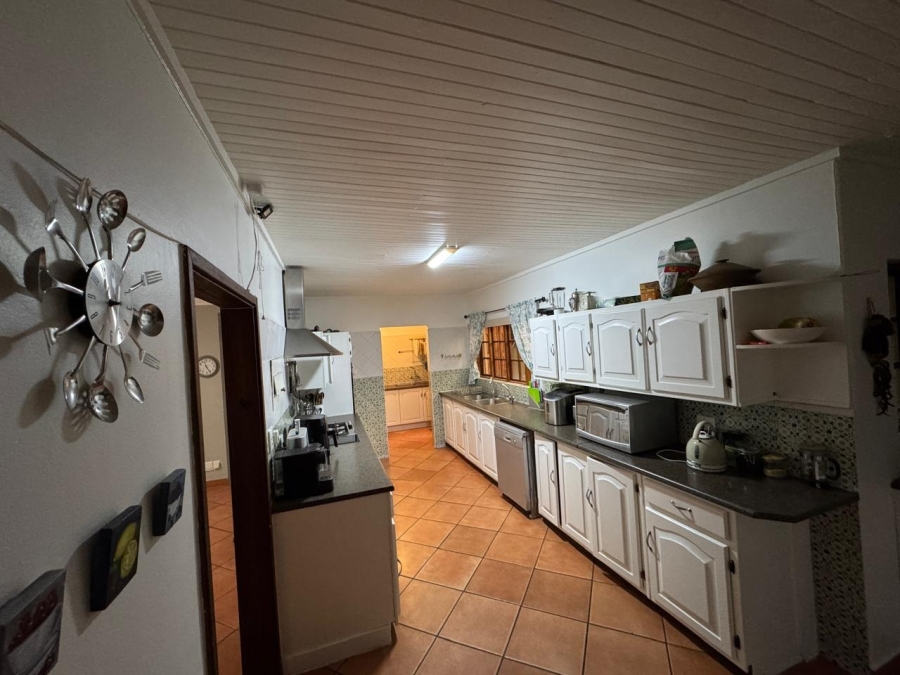 5 Bedroom Property for Sale in Brummeria Gauteng