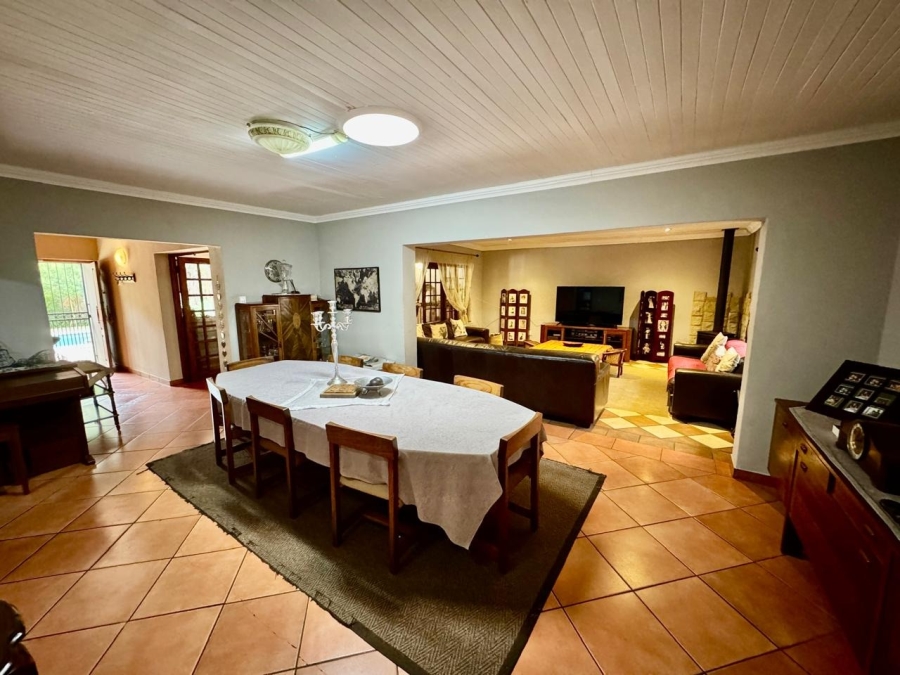 5 Bedroom Property for Sale in Brummeria Gauteng