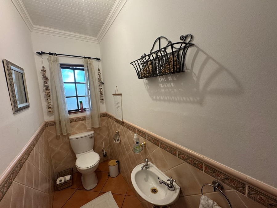 5 Bedroom Property for Sale in Brummeria Gauteng