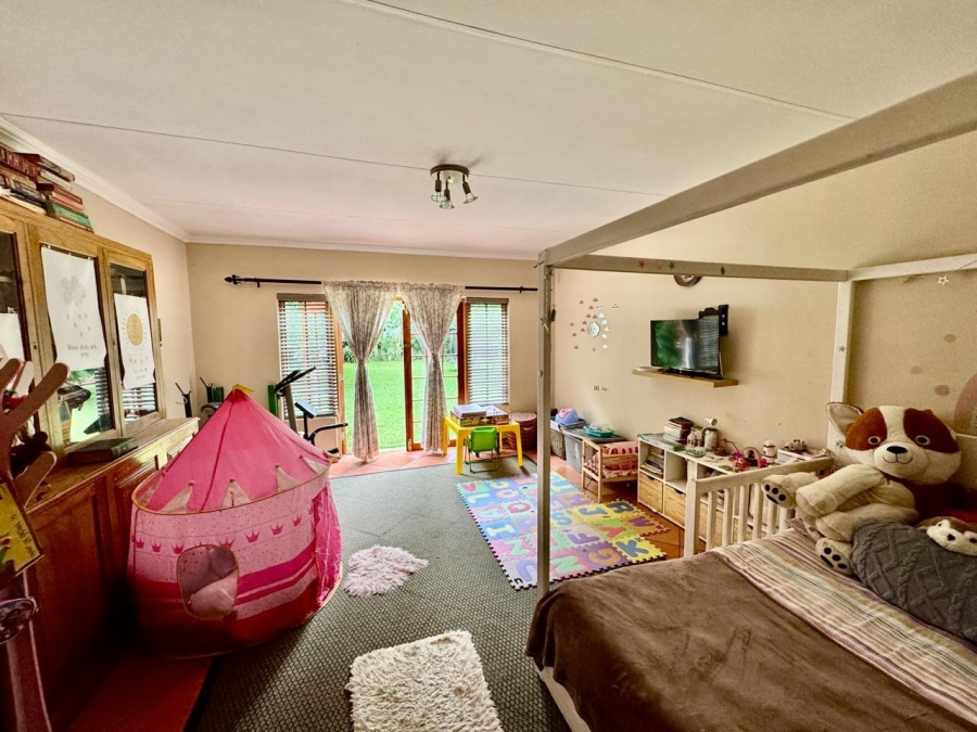 5 Bedroom Property for Sale in Brummeria Gauteng