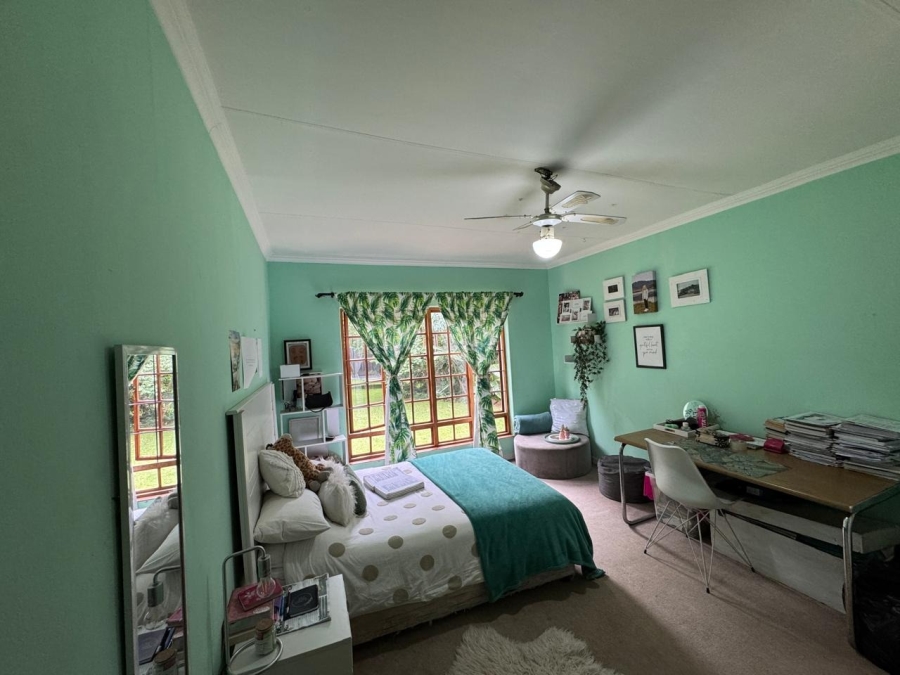 5 Bedroom Property for Sale in Brummeria Gauteng