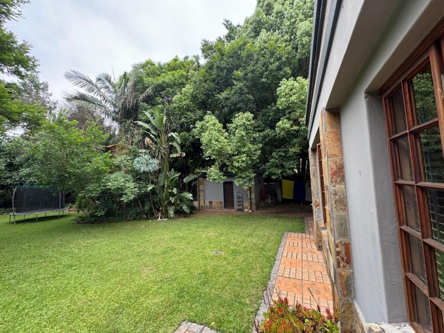 5 Bedroom Property for Sale in Brummeria Gauteng