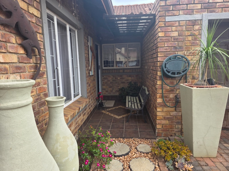3 Bedroom Property for Sale in Pomona Gauteng