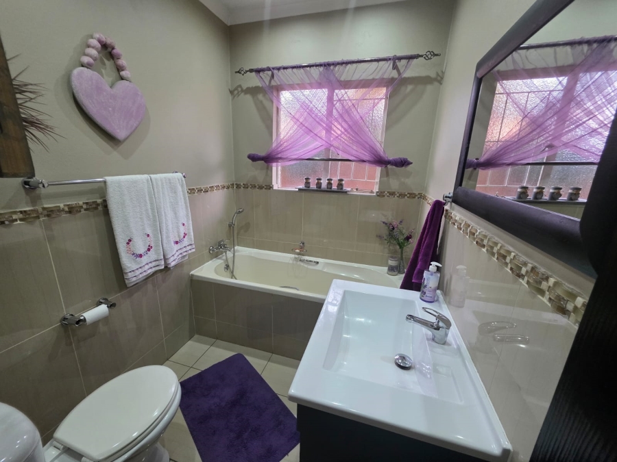 3 Bedroom Property for Sale in Pomona Gauteng