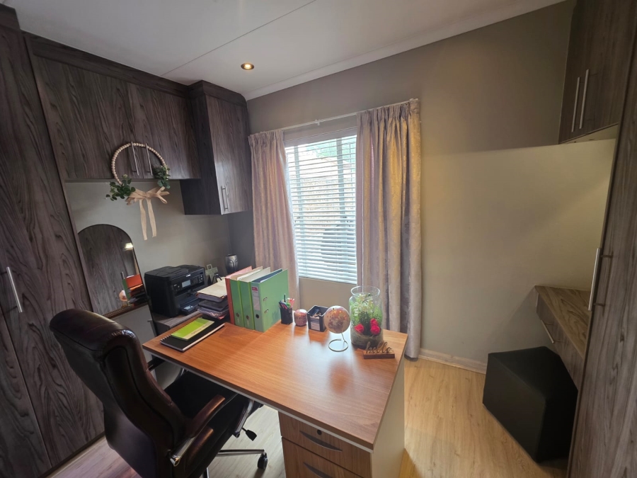 3 Bedroom Property for Sale in Pomona Gauteng