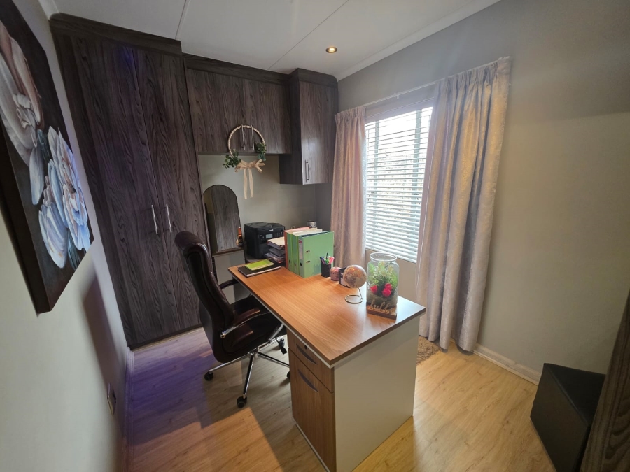 3 Bedroom Property for Sale in Pomona Gauteng