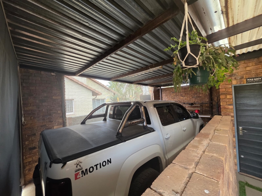 3 Bedroom Property for Sale in Pomona Gauteng