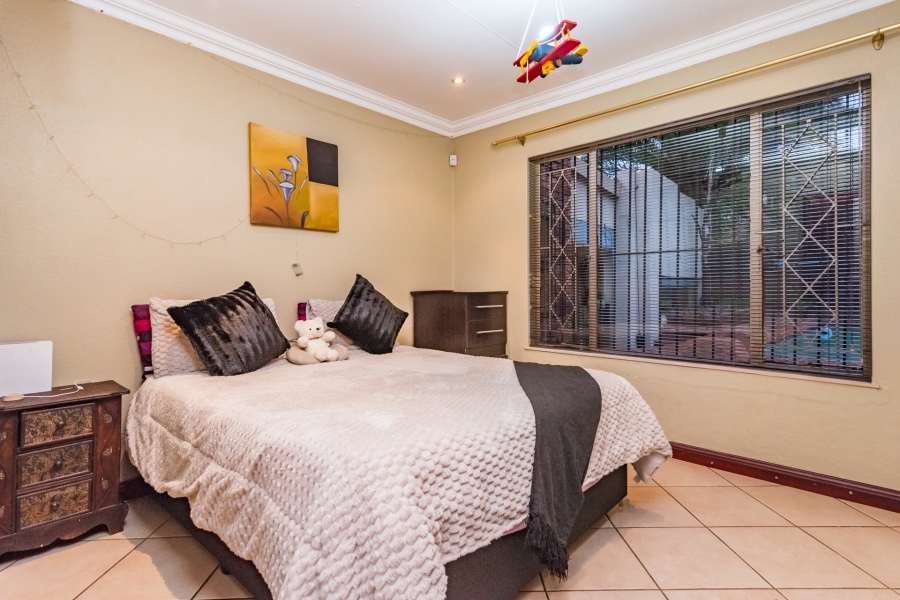 6 Bedroom Property for Sale in Noordheuwel Gauteng