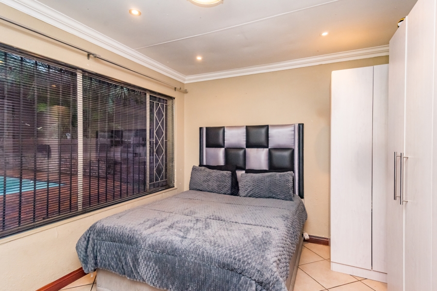 6 Bedroom Property for Sale in Noordheuwel Gauteng