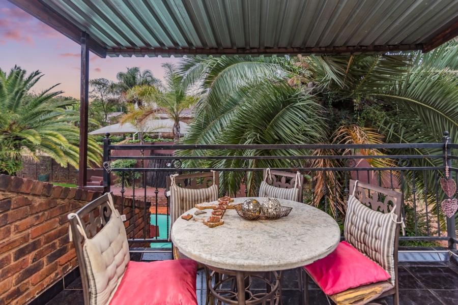 6 Bedroom Property for Sale in Noordheuwel Gauteng