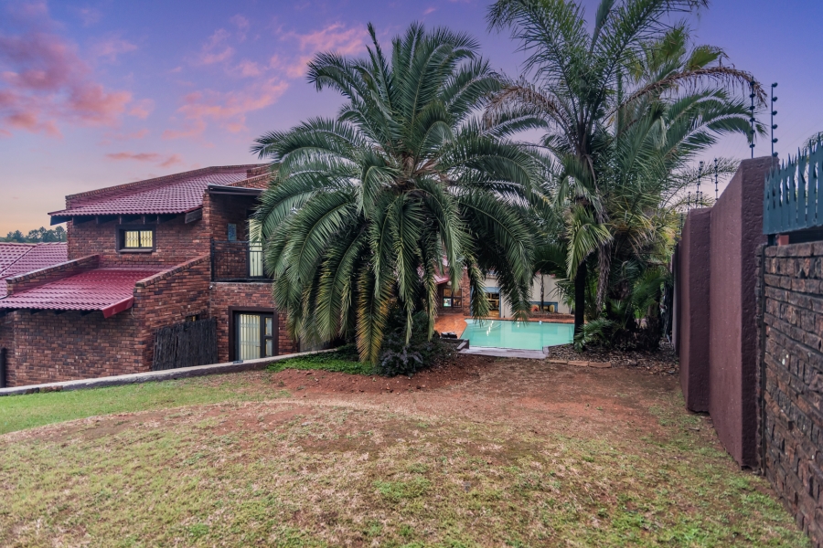 6 Bedroom Property for Sale in Noordheuwel Gauteng