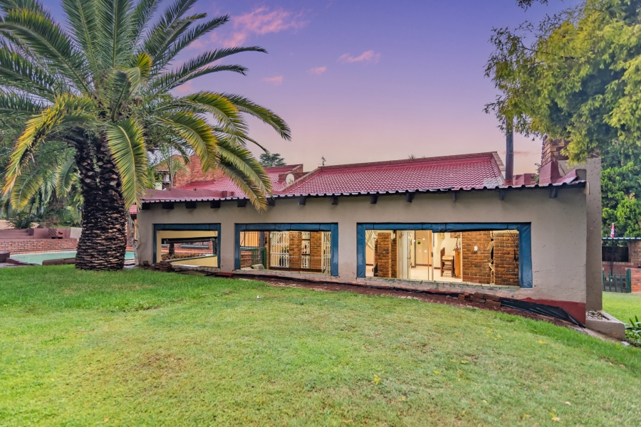 6 Bedroom Property for Sale in Noordheuwel Gauteng