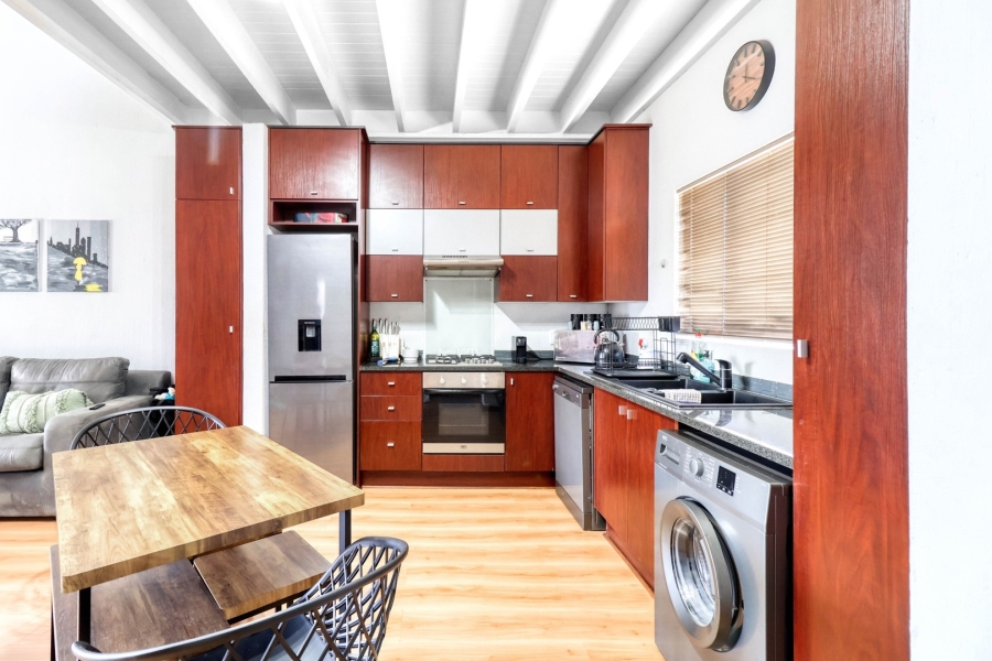 2 Bedroom Property for Sale in Broadacres Gauteng